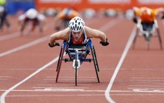 Women's 200m - T33/34 - Hannah Cockroft of Great Britain wins the raceFemmes 200m