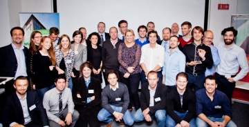 Photo souvenir avec les lauréats du 4ème Boostcamp du Microsoft Innovation Center Brussels (MIC)